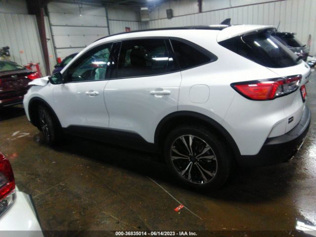 1FMCU9H94MUB35534 Ford ESCAPE SEL