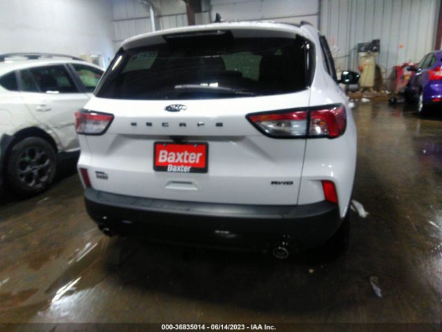 1FMCU9H94MUB35534 Ford ESCAPE SEL