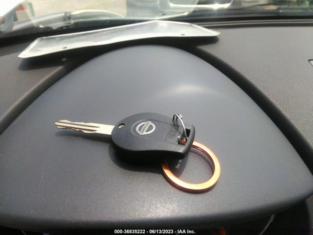 2010 NISSAN ROGUE S VIN: JN8AS5MV3AW117303