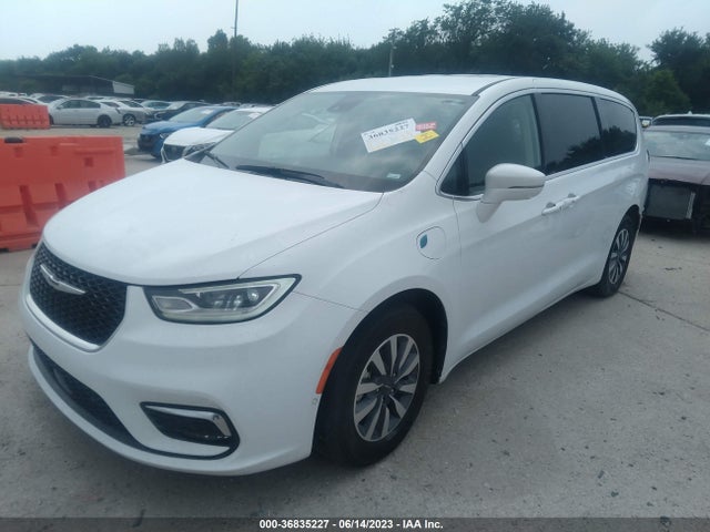 2022 Chrysler Pacifica Hybrid, VIN: 2C4RC1L72NR121526