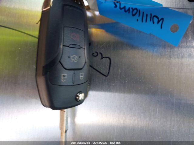 3FA6P0HDXFR253032 Ford FUSION SE