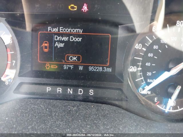 3FA6P0HDXFR253032 Ford FUSION SE