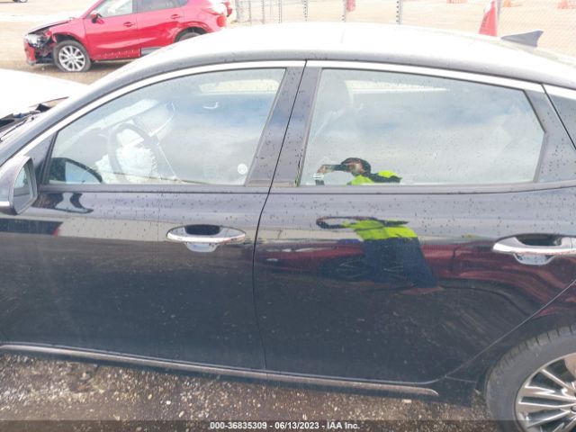 5XXGV4L27KG350988 KIA OPTIMA SX