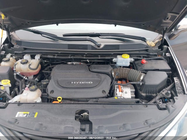 2019 Chrysler Pacifica Hybrid, VIN: 2C4RC1N78KR616905