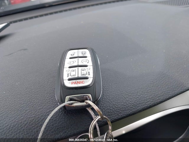 2019 Chrysler Pacifica Hybrid, VIN: 2C4RC1N78KR616905