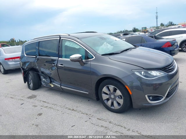 2019 Chrysler Pacifica Hybrid, VIN: 2C4RC1N78KR616905