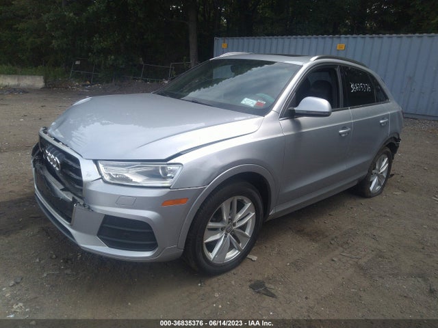 WA1JCCFS7HR004649 Audi Q3 Premium Plus