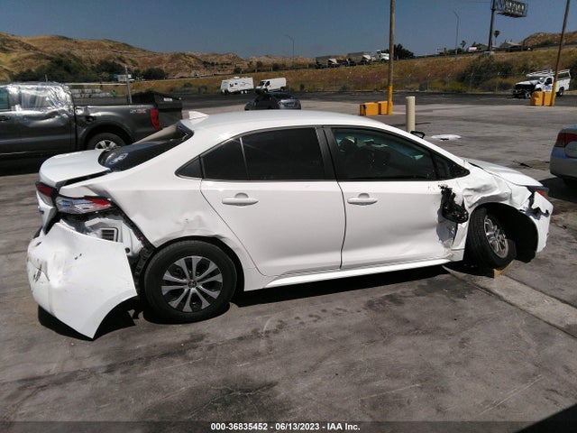 Toyota Corolla Hybrid Le 2022 JTDEAMDE7N3007825 Image 5