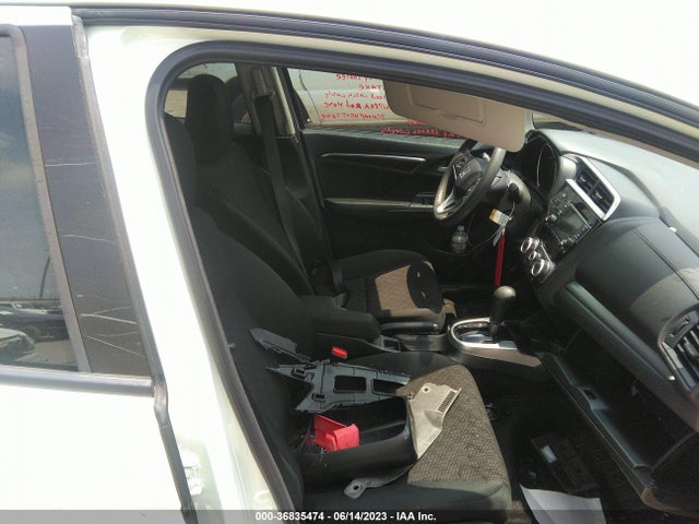 Honda FIT LX 2017 3HGGK5H54HM705447 Image 5