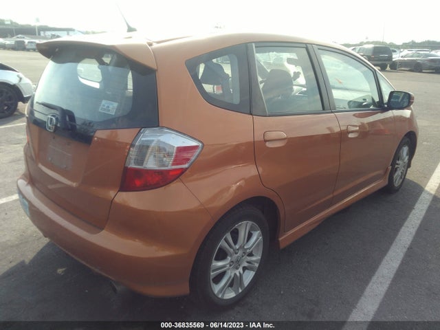 2010 HONDA FIT SPORT VIN: JHMGE8G43AS019847
