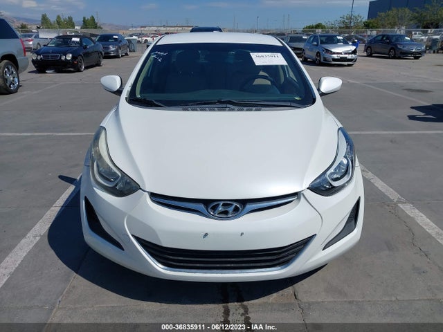 Hyundai ELANTRA SE 2015 5NPDH4AE4FH566461 Image 3