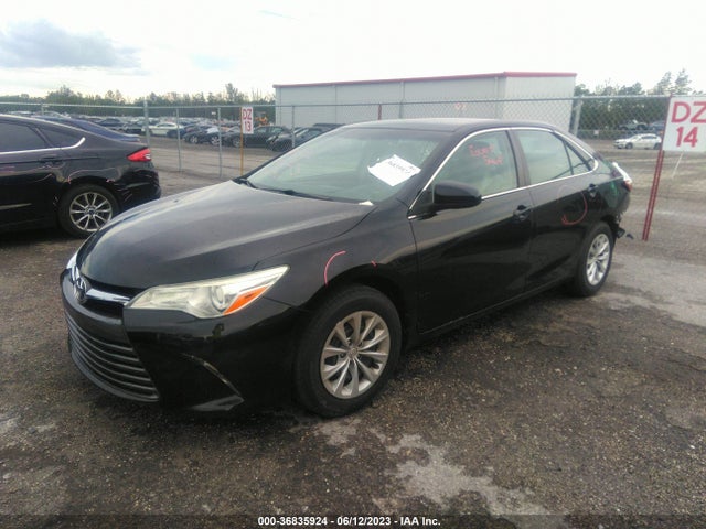 Toyota CAMRY LE 2015 4T4BF1FK8FR502330 Image 2