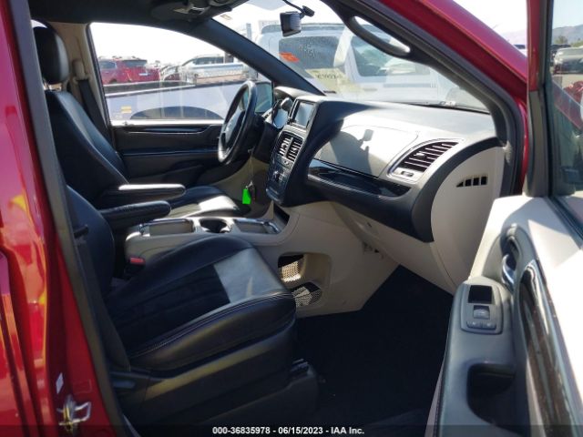 2C4RDGCG5GR226984 Dodge Grand Caravan Sxt Plus