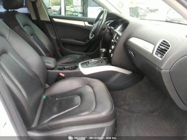 WAUBFAFL3GN017786 Audi A4 PREMIUM