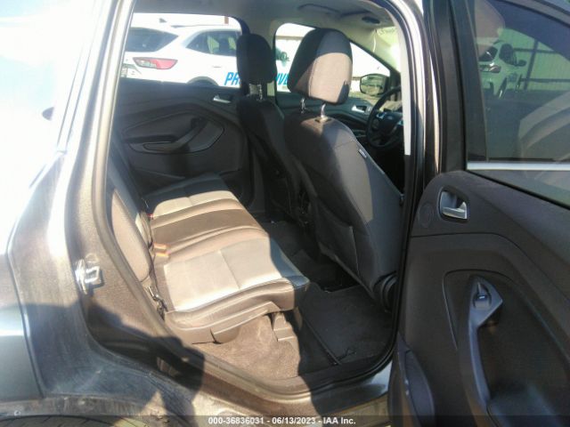 1FMCU9GX0FUC64437 Ford ESCAPE SE