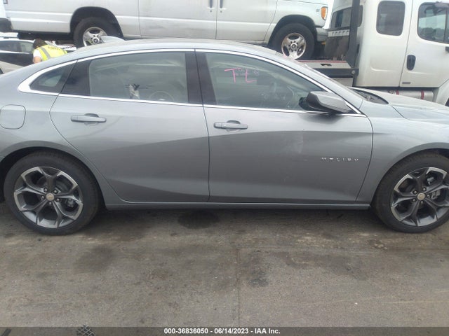 Chevrolet MALIBU LT 2023 1G1ZD5ST1PF210445 Image 14