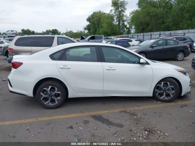 3KPF24AD4ME409080 KIA Forte Lxs