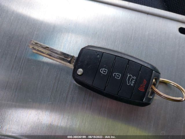 KNDPB3AC6F7753440 KIA Sportage Lx
