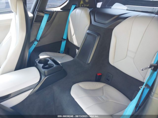 WBY2Z2C56EVX64896 BMW I8