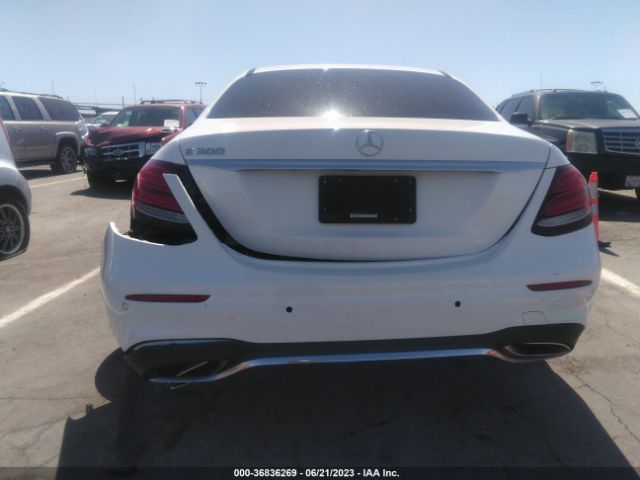 WDDZF4JB8HA231771 Mercedes-Benz E-class E 300