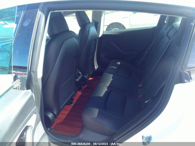 Tesla Model 3 Long Range 2018 5YJ3E1EB2JF083822 Image 15