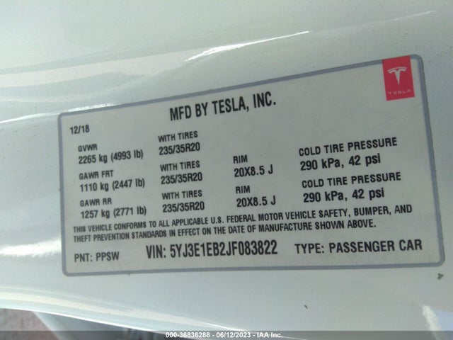Tesla Model 3 Long Range 2018 5YJ3E1EB2JF083822 Image 16
