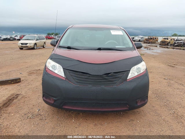 2012 TOYOTA SIENNA VIN: 5TDKA3DC1CS011618