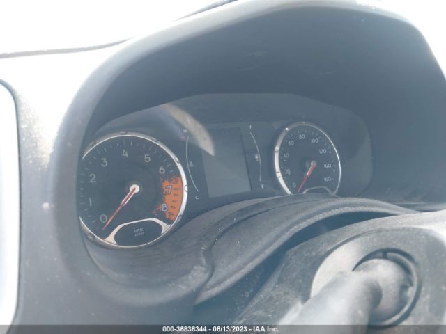 ZACCJBABXJPH00013 Jeep Renegade Sport