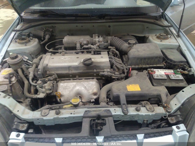2005 HYUNDAI ACCENT GLS/GT VIN: KMHCG35C85U338996