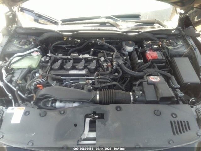 Honda Civic Hatchback Ex 2017 SHHFK7H50HU413321 Image 10