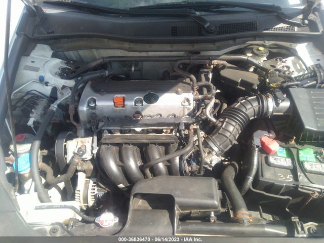 2010 HONDA ACCORD SDN EX-L VIN: 1HGCP2F89AA001579