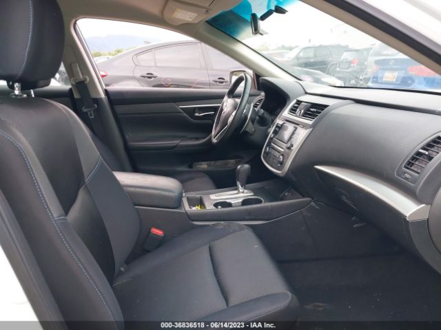 1N4AL3AP0HC114329 Nissan Altima 2.5 Sr