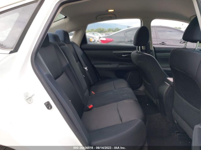 1N4AL3AP0HC114329 Nissan Altima 2.5 Sr