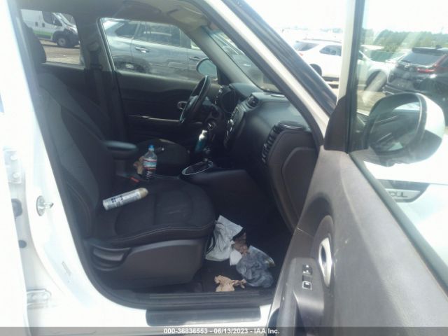 KNDJP3A58H7498575 KIA SOUL +