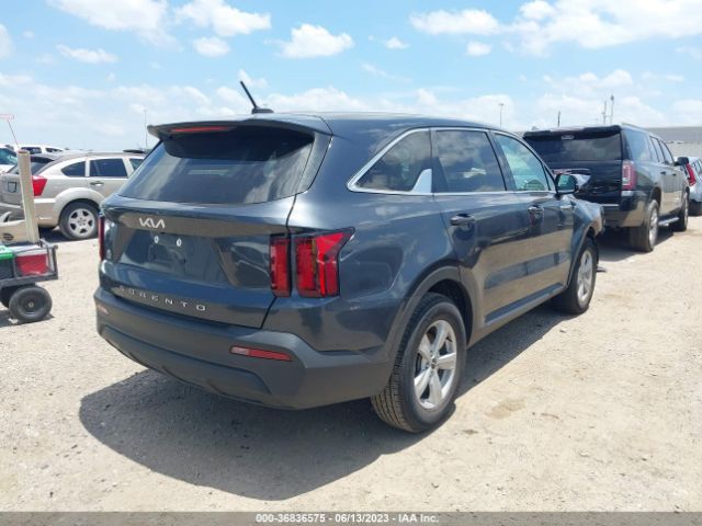 5XYRG4LC5NG120880 KIA SORENTO LX