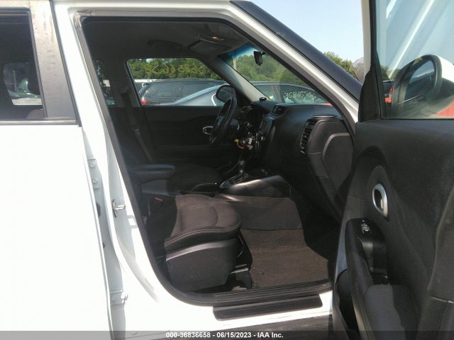 KIA SOUL + 2017 KNDJP3A59H7502617 Image 5
