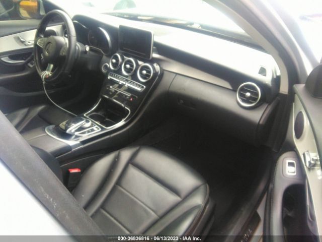 55SWF4KB0FU031479 Mercedes-Benz C-class C 300