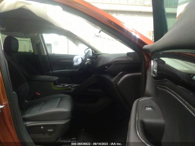 LRBFZPR45ND147525 Buick Envision Essence
