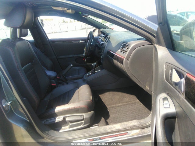 3VW4T7AJ7GM329050 Volkswagen Jetta Sedan 2.0t Gli Sel