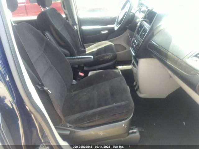 2C4RDGBGXFR682155 Dodge Grand Caravan Se