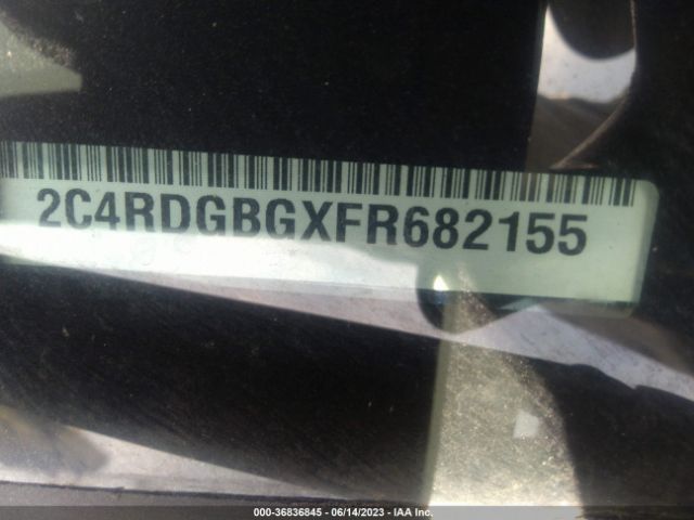 2C4RDGBGXFR682155 Dodge Grand Caravan Se