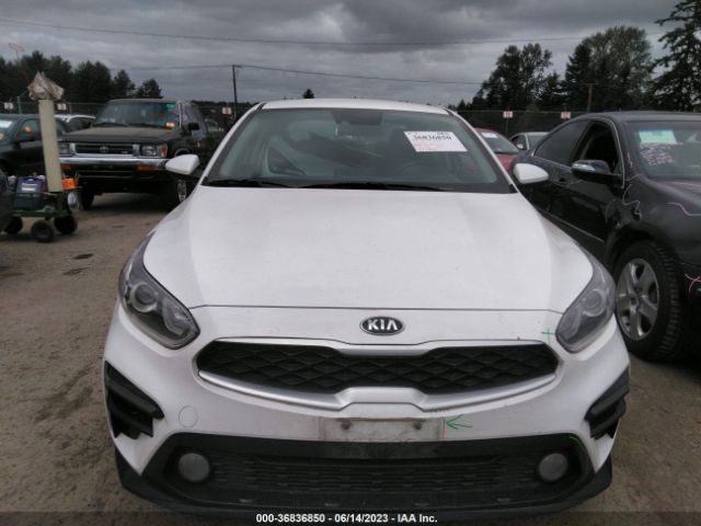 3KPF24ADXME375713 KIA Forte Lxs