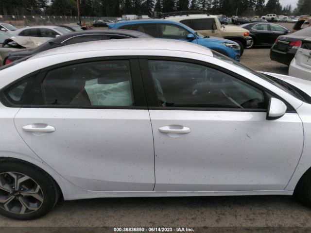 3KPF24ADXME375713 KIA Forte Lxs