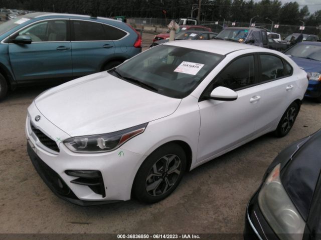 3KPF24ADXME375713 KIA Forte Lxs