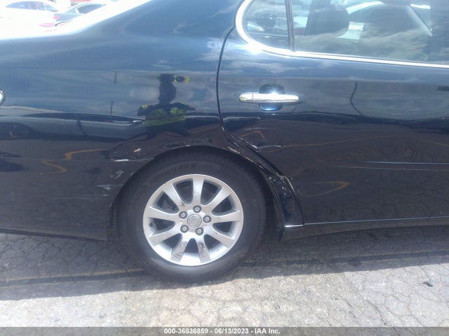 2004 LEXUS ES 330 VIN: JTHBA30GX40017199
