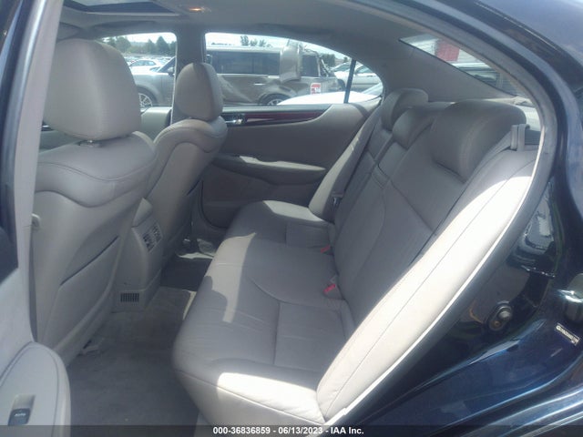 2004 LEXUS ES 330 VIN: JTHBA30GX40017199