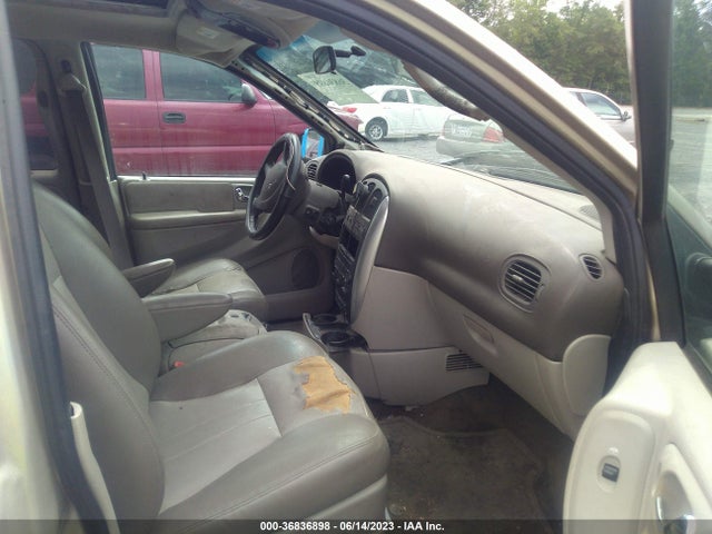 2005 CHRYSLER TOWN & COUNTRY TOURING VIN: 2C4GP54L95R395692