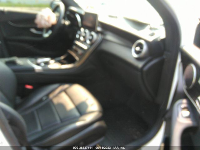 WDC0G4JB7JV020277 Mercedes-Benz Glc Glc 300