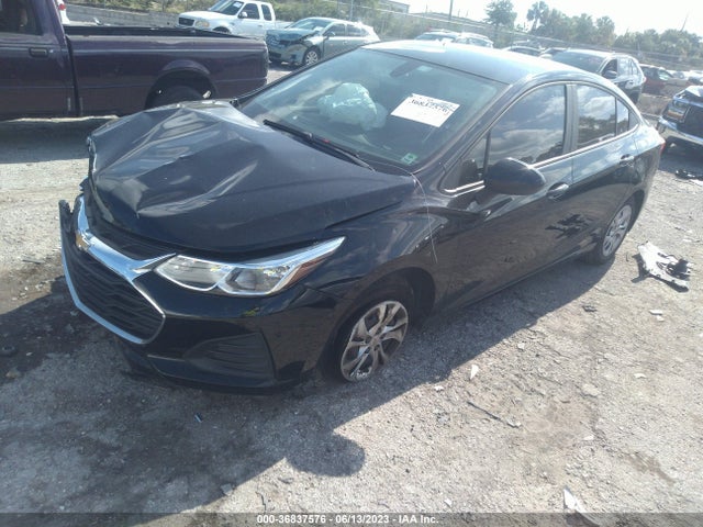 Chevrolet CRUZE LS 2019 1G1BC5SM2K7133813 Image 2