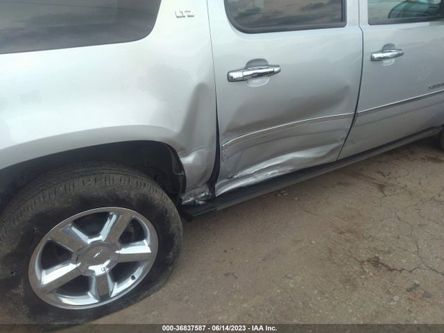 Chevrolet Suburban Ltz 2014 1GNSCKE00ER100016 Image 12